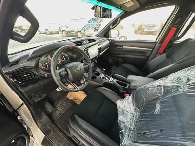 2025 Toyota Hilux GR Sport - GCC Specs - Brand New-5