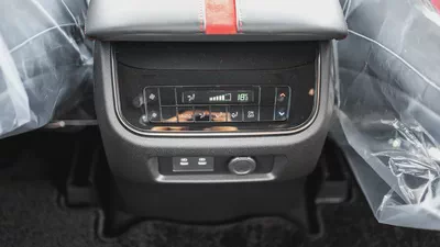 2026 Nissan Patrol Nismo 3.5L Twin Turbo AT Petrol (Black-Red)-17