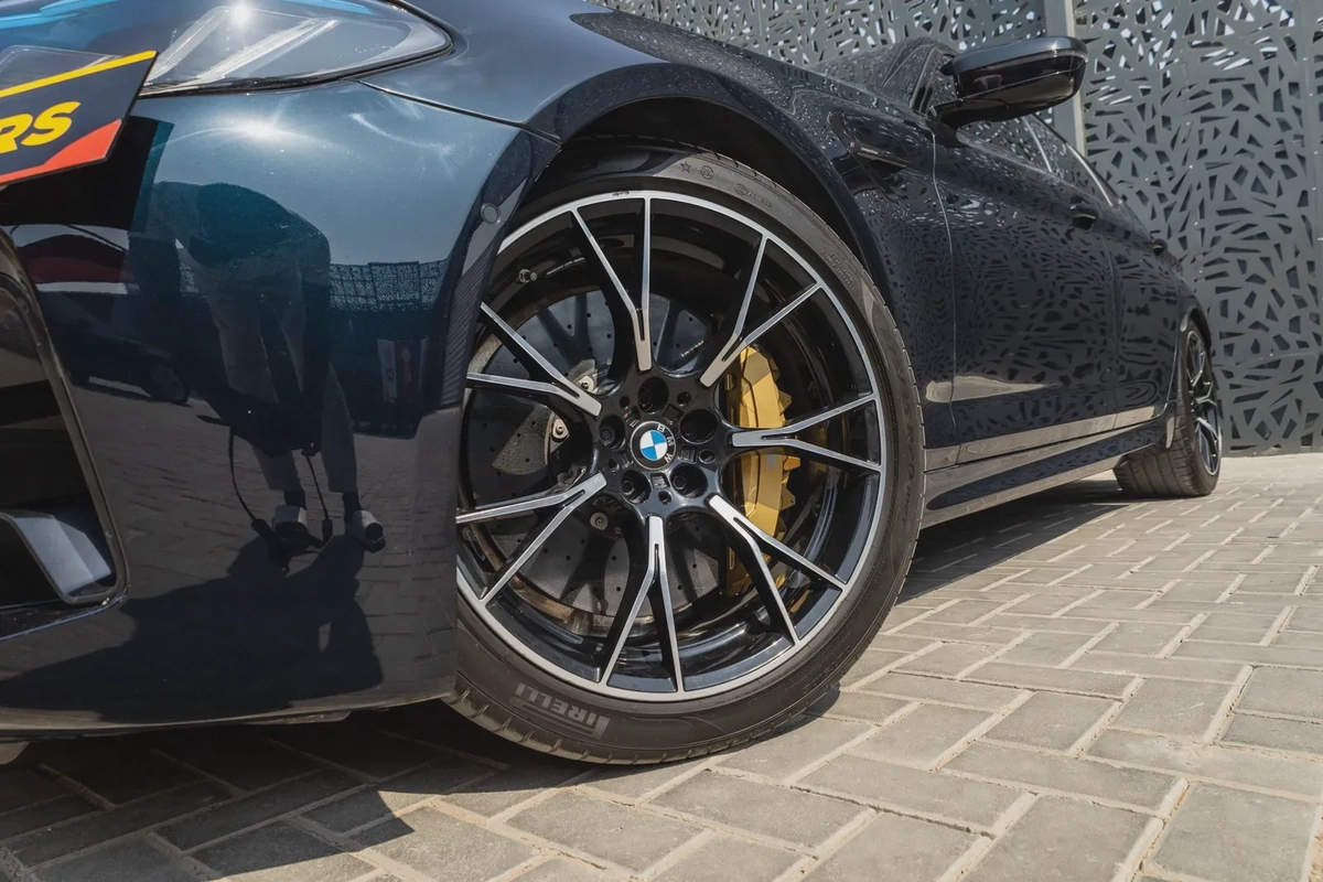 BMW 5 Series M5 Competition 2022-16-16