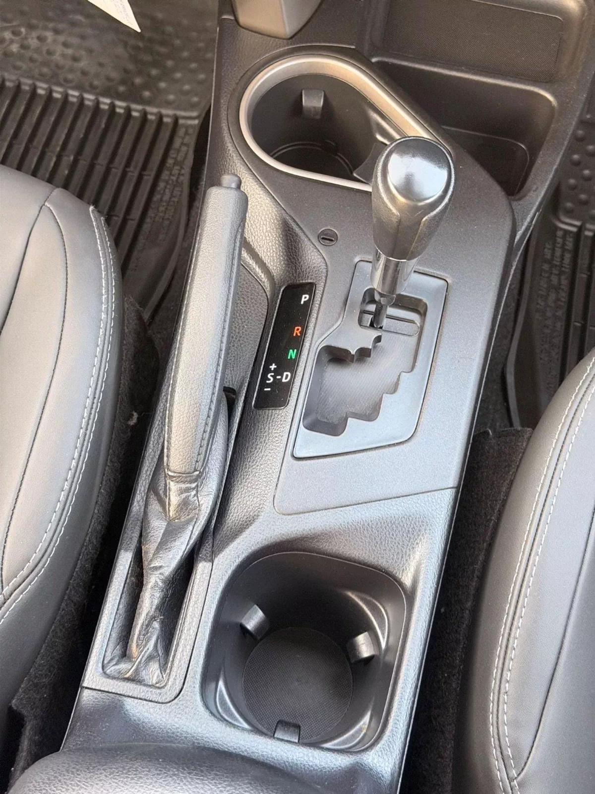 Toyota RAV4 EX 2.5L 2017 RAV4-9-0