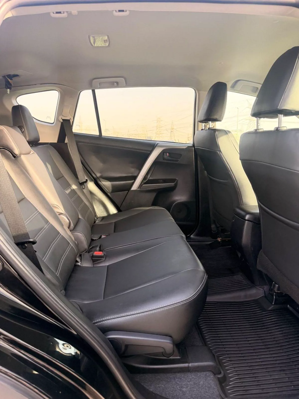 Toyota RAV4 EX 2.5L 2017 RAV4-14-0