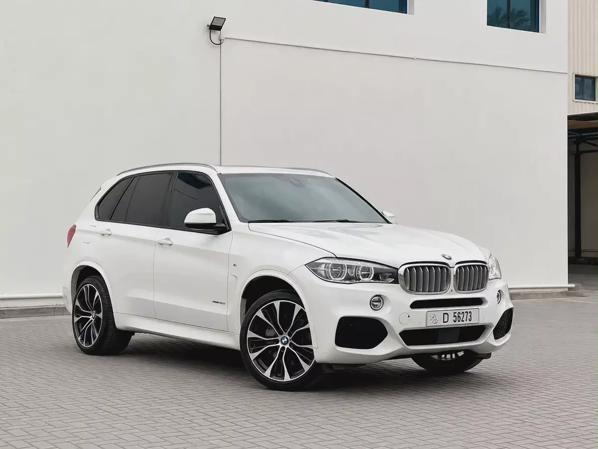 AED 1,370 EMI PM | BMW X5 | XDRIVE50i M | ORIGINAL PAINT | FULL SERVICE HISTORY | 0% DOWNPAYMENT-2-2