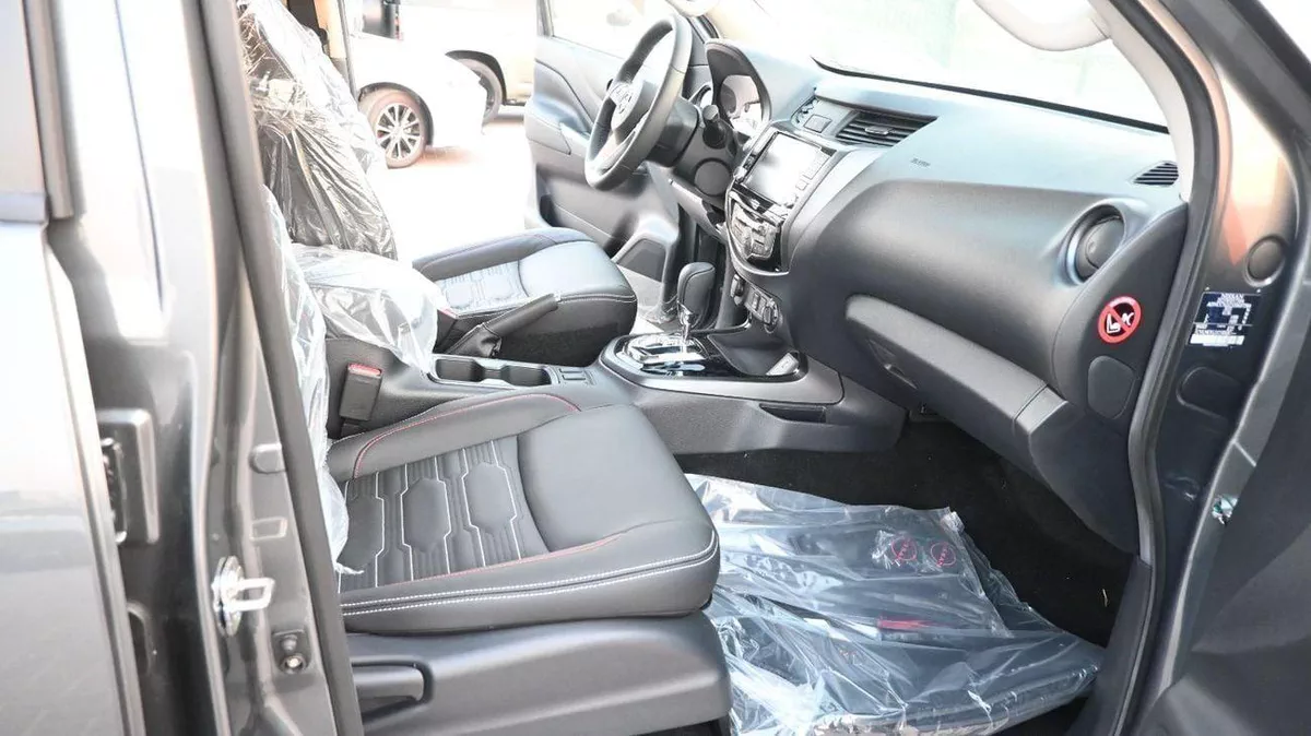 Nissan Navara PRO4X FULL OPTION ALL COLOUR ....-17-0