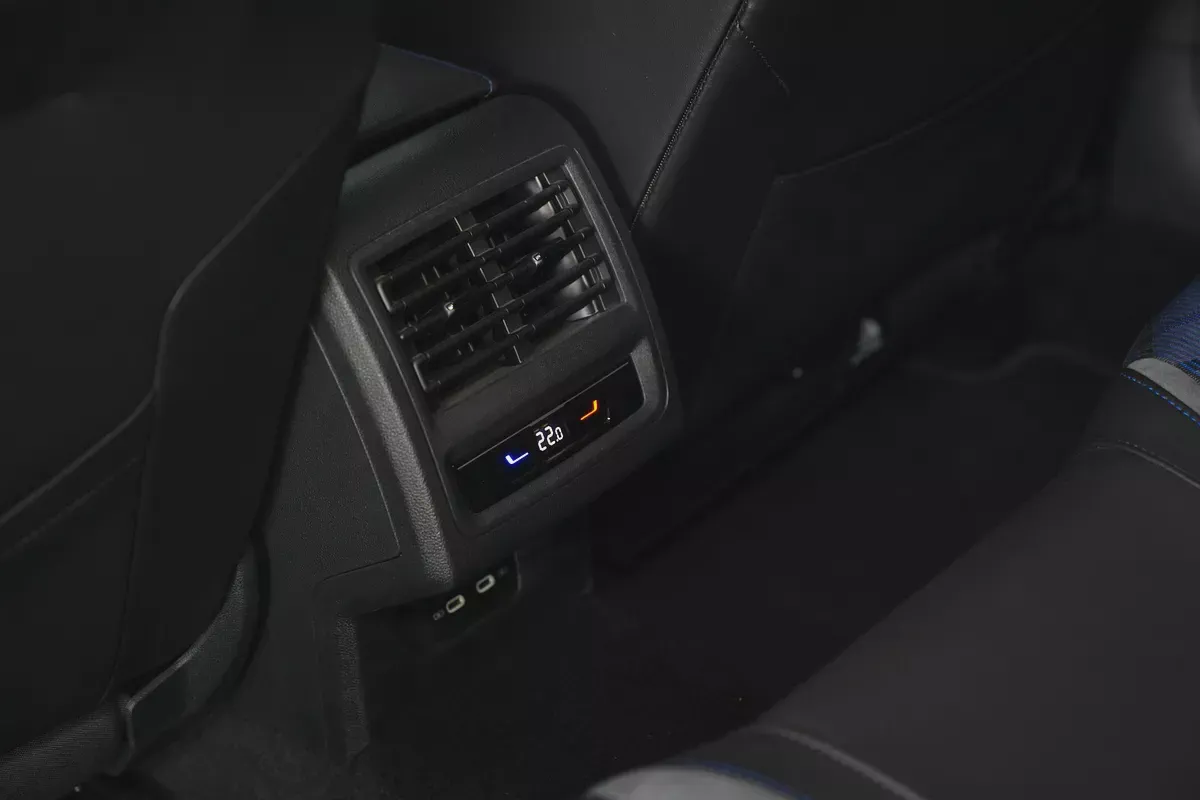 2022 - Volkswagen Golf R - BRAND NEW!-16-16
