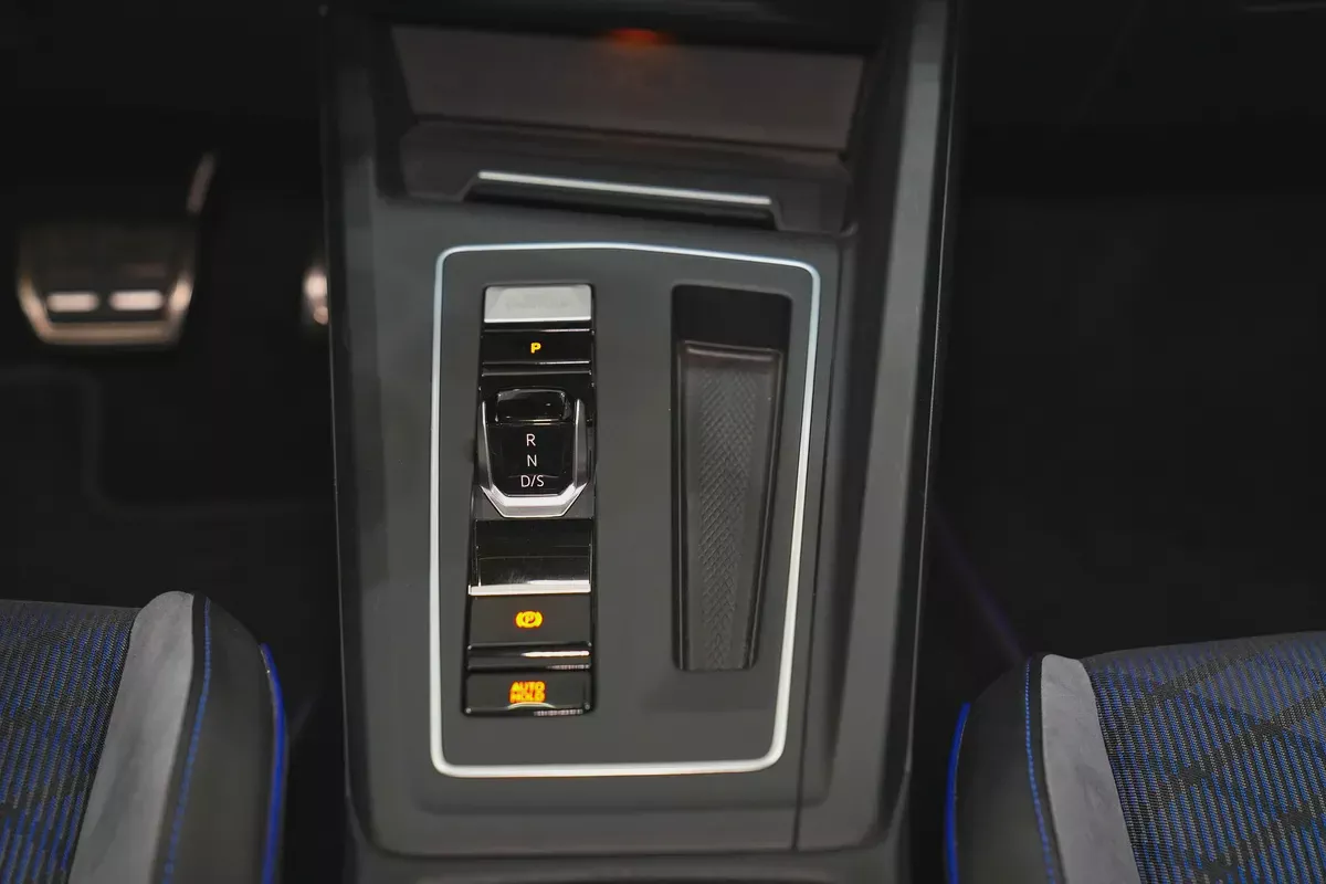 2022 - Volkswagen Golf R - BRAND NEW!-19-19