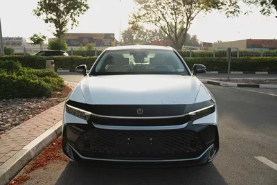 TOYOTA CROWN 2.4 HYBRID TURBO 2023 GCC SPECS-2