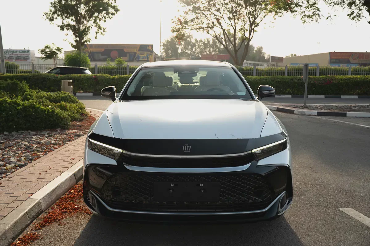 TOYOTA CROWN 2.4 HYBRID TURBO 2023 GCC SPECS-2-2