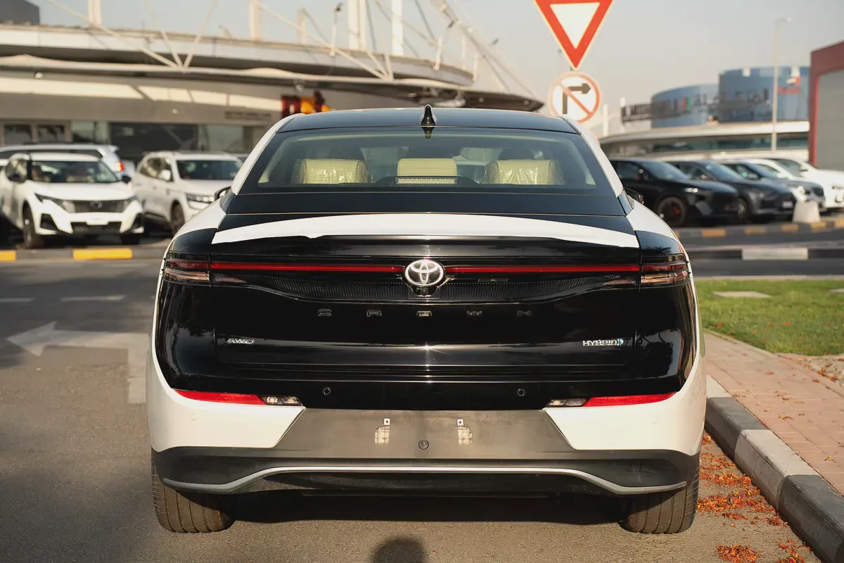 TOYOTA CROWN 2.4 HYBRID TURBO 2023 GCC SPECS-6-6