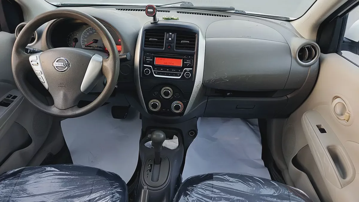 Nissan Sunny SE 2017 GCC Specs - Well Maintained-12-12