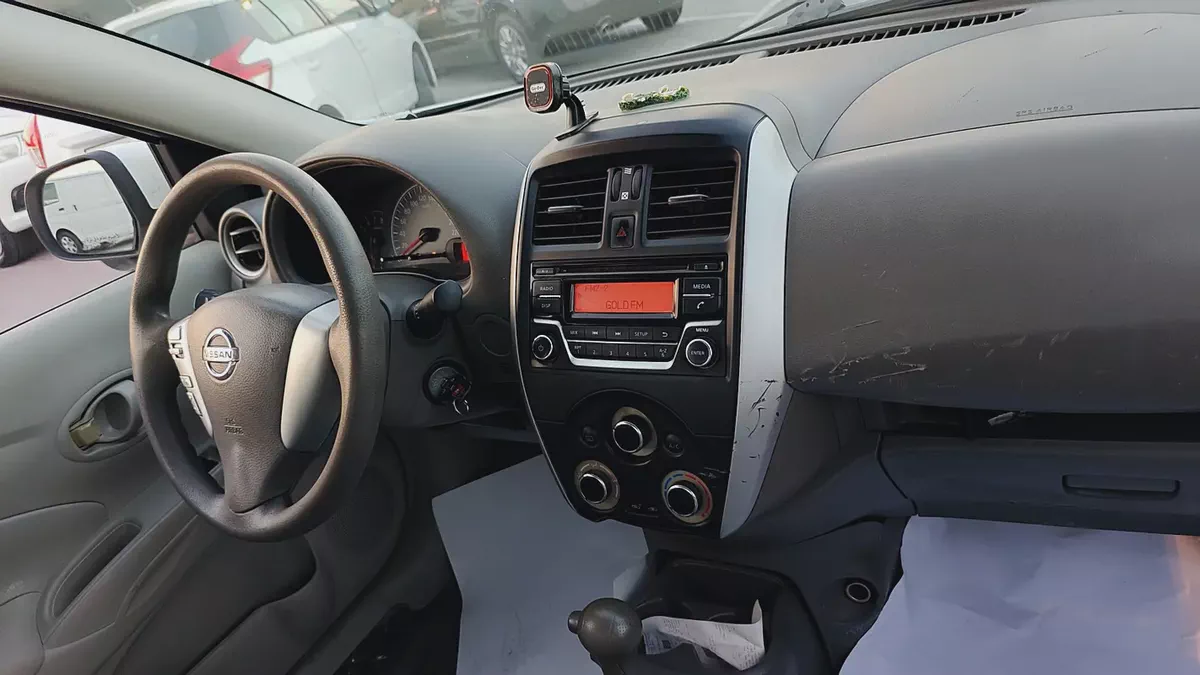 Nissan Sunny SE 2017 GCC Specs - Well Maintained-13-13