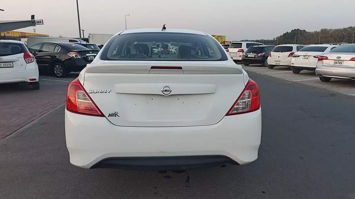 Nissan Sunny SE 2017 GCC Specs - Well Maintained-18-18