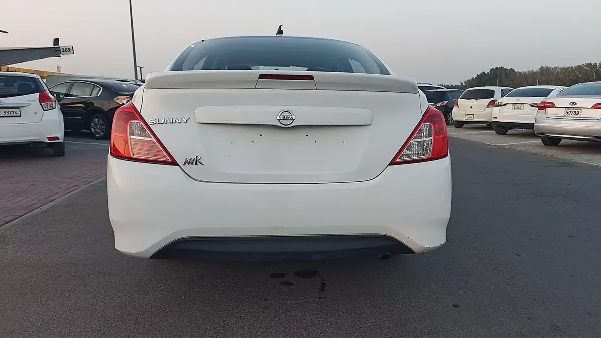Nissan Sunny SE 2017 GCC Specs - Well Maintained-8-8