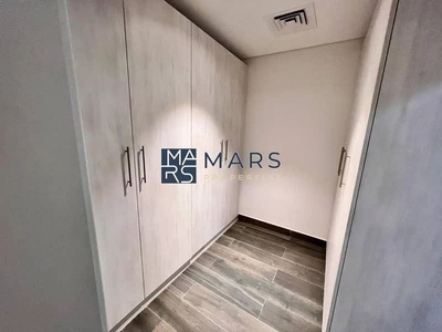 Luxury| Spacious| Signature Villa| Maid Room+ Driver Room| Best Price| Close To Park-18