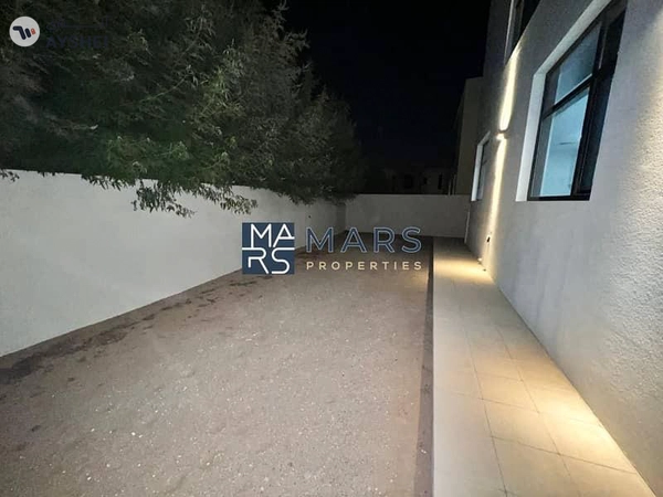 Luxury| Spacious| Signature Villa| Maid Room+ Driver Room| Best Price| Close To Park