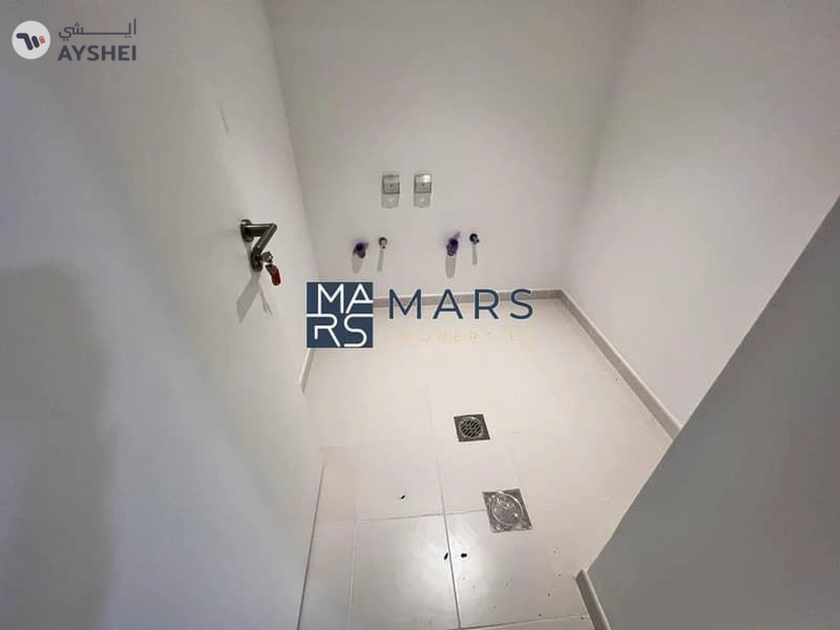 Luxury| Spacious| Signature Villa| Maid Room+ Driver Room| Best Price| Close To Park-7-7