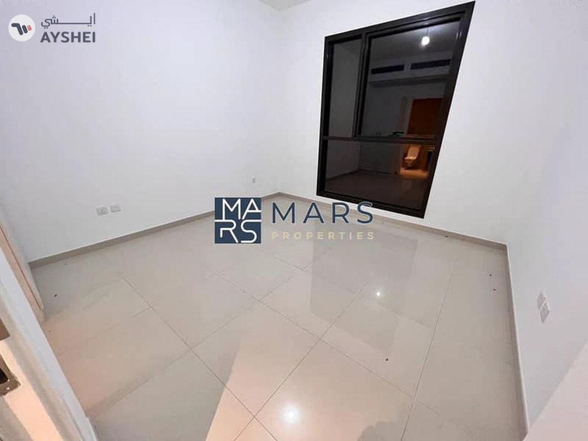 Luxury| Spacious| Signature Villa| Maid Room+ Driver Room| Best Price| Close To Park-8-8