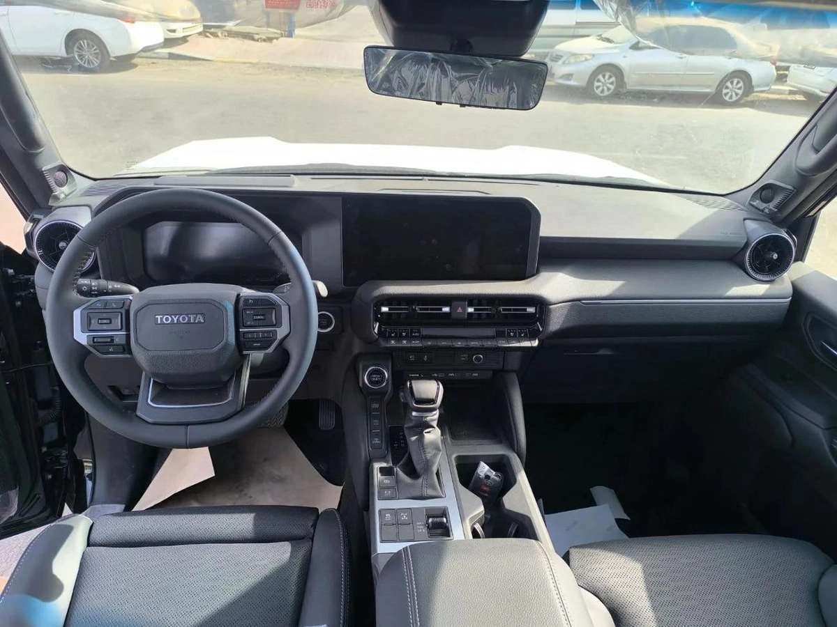 Toyota Prado  VXR 2.4L-5-5