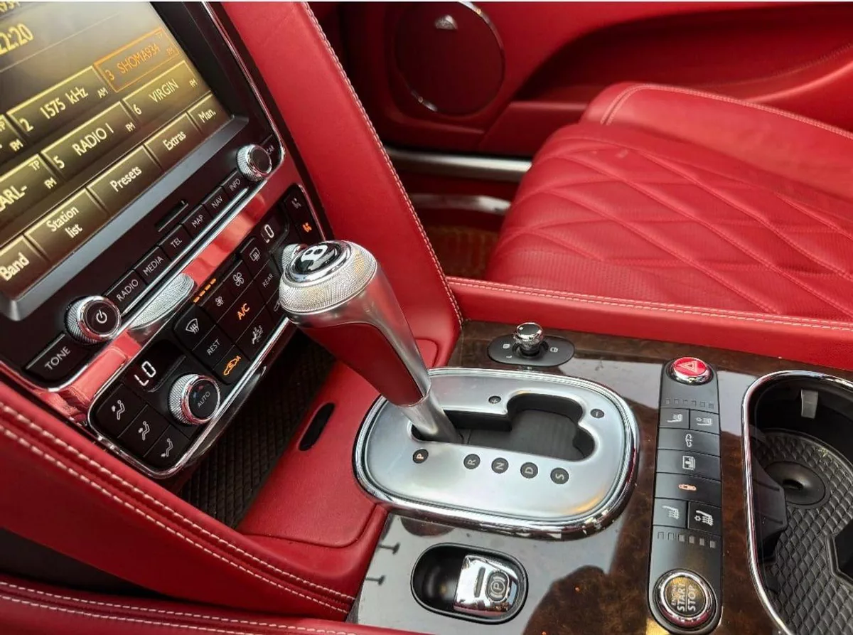 Bentley Flying Spur W12 Excellent condition-15-0