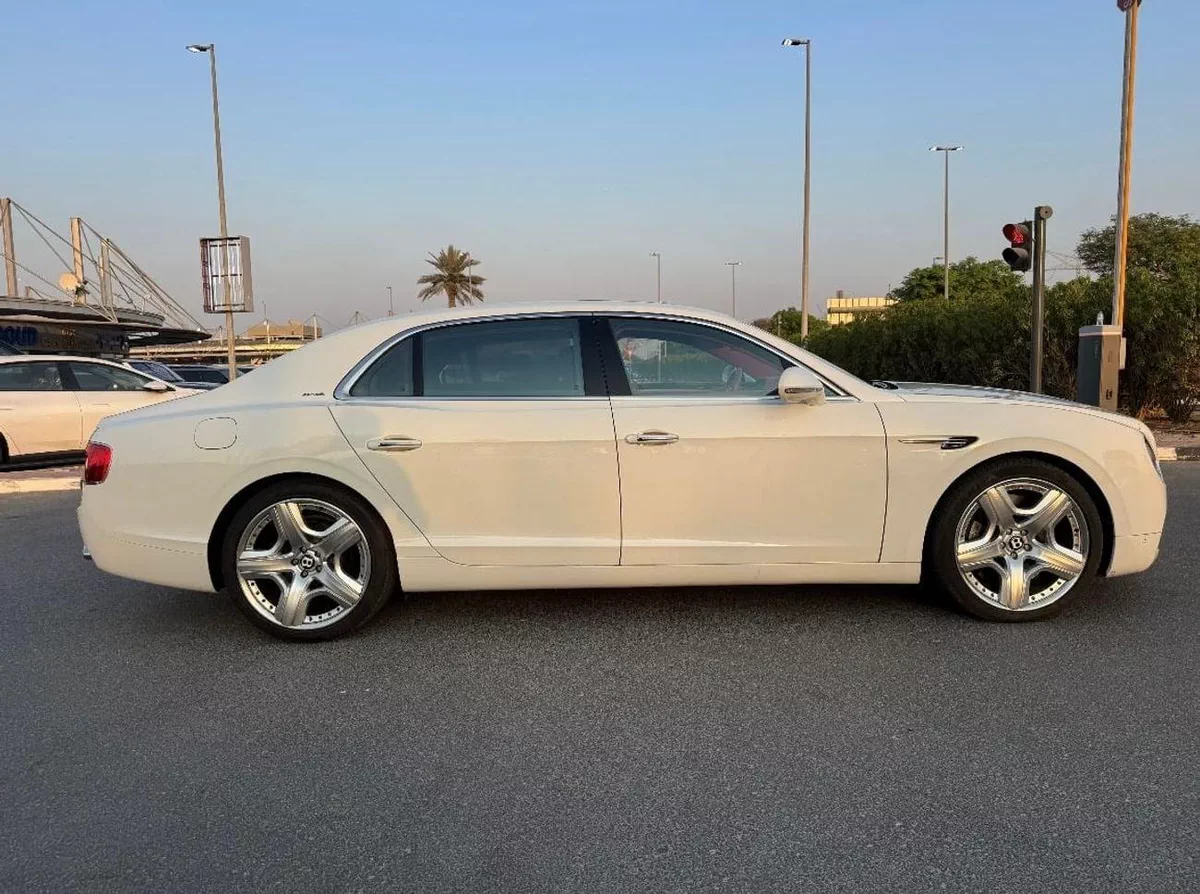 Bentley Flying Spur W12 Excellent condition-1-0