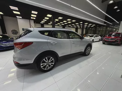 2014 Hyundai Santa Fe GL GCC Specs Original Paint-4