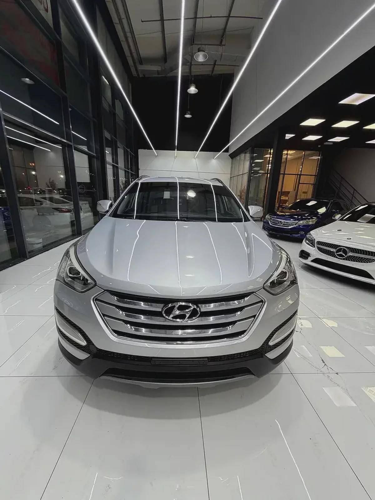 2014 Hyundai Santa Fe GL GCC Specs Original Paint