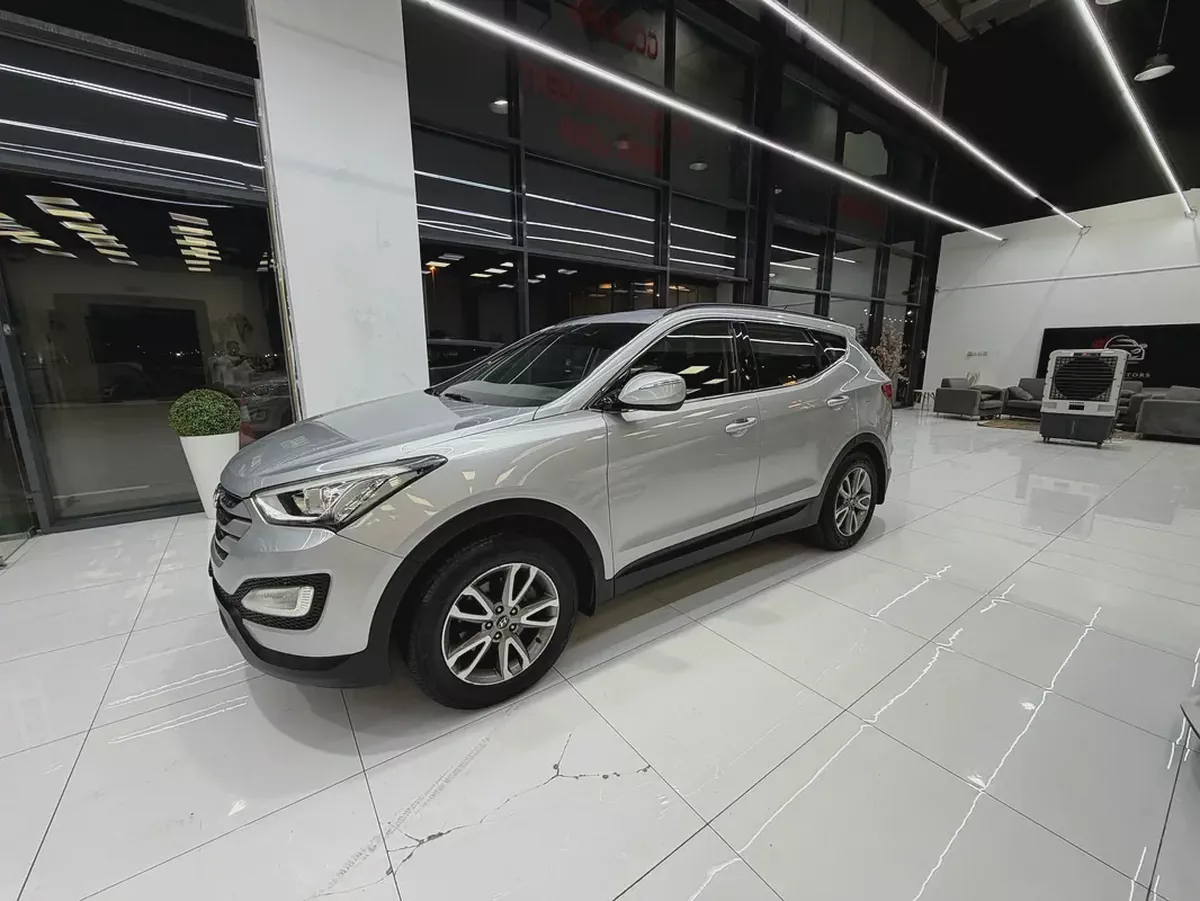 2014 Hyundai Santa Fe GL GCC Specs Original Paint-1-1
