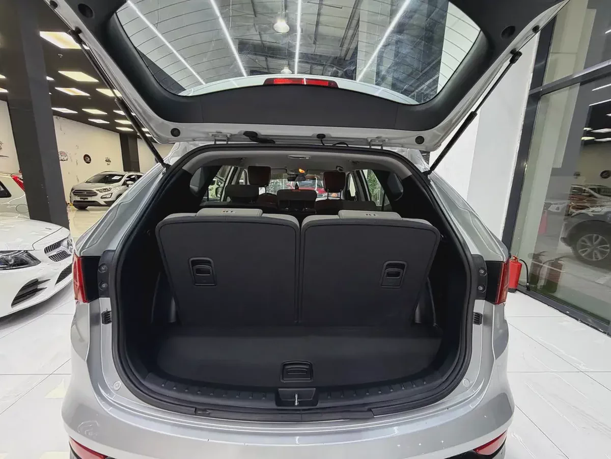 2014 Hyundai Santa Fe GL GCC Specs Original Paint-7-7