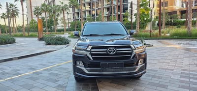 2020 Toyota Land cruiser GXR - Excellent condition - full service history -Single owner-3