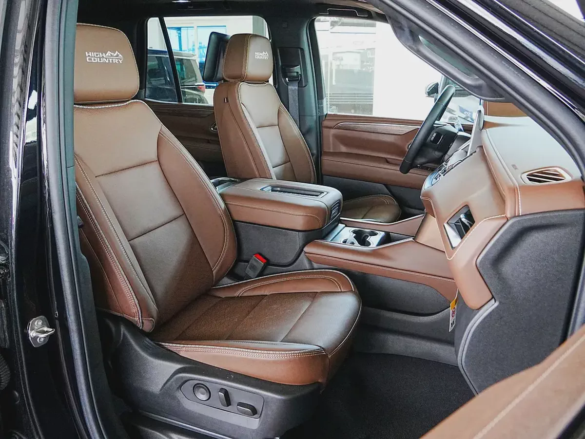 CHEVROLET TAHOE HIGH COUNTRY 6.2L V8 PETROL VIP SEATS BRAND NEW 0KM-12-12