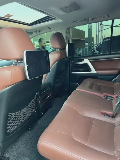 تويوتا لاند كروزر VX.R V8 5.7L موديل 2019 خليجى فل اوبشن-17