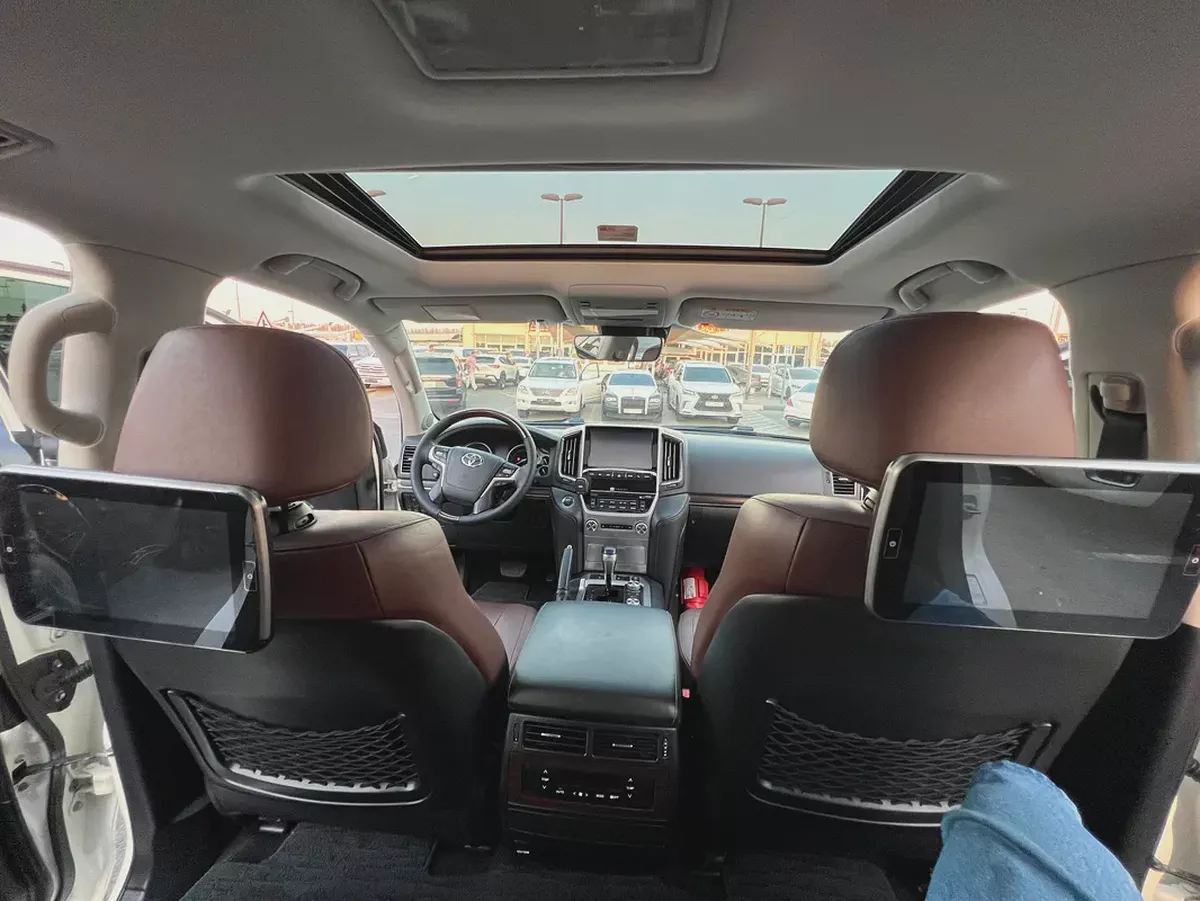 تويوتا لاند كروزر VX.R V8 5.7L موديل 2019 خليجى فل اوبشن-10-10