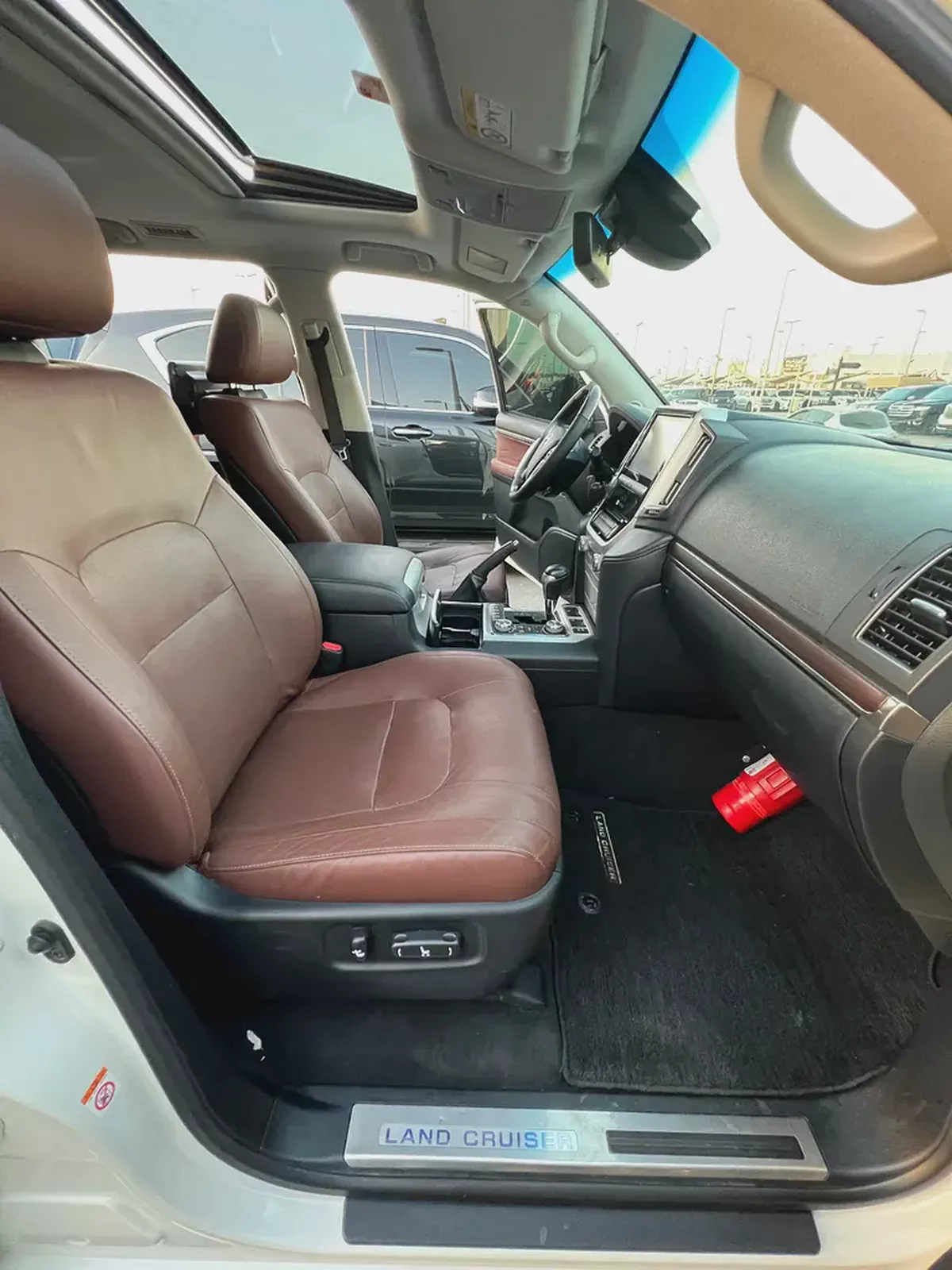 تويوتا لاند كروزر VX.R V8 5.7L موديل 2019 خليجى فل اوبشن-19-19