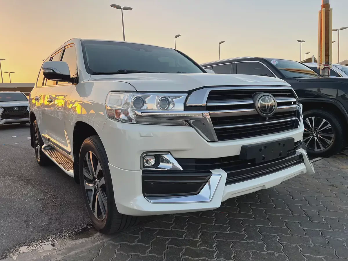 تويوتا لاند كروزر VX.R V8 5.7L موديل 2019 خليجى فل اوبشن-2-2