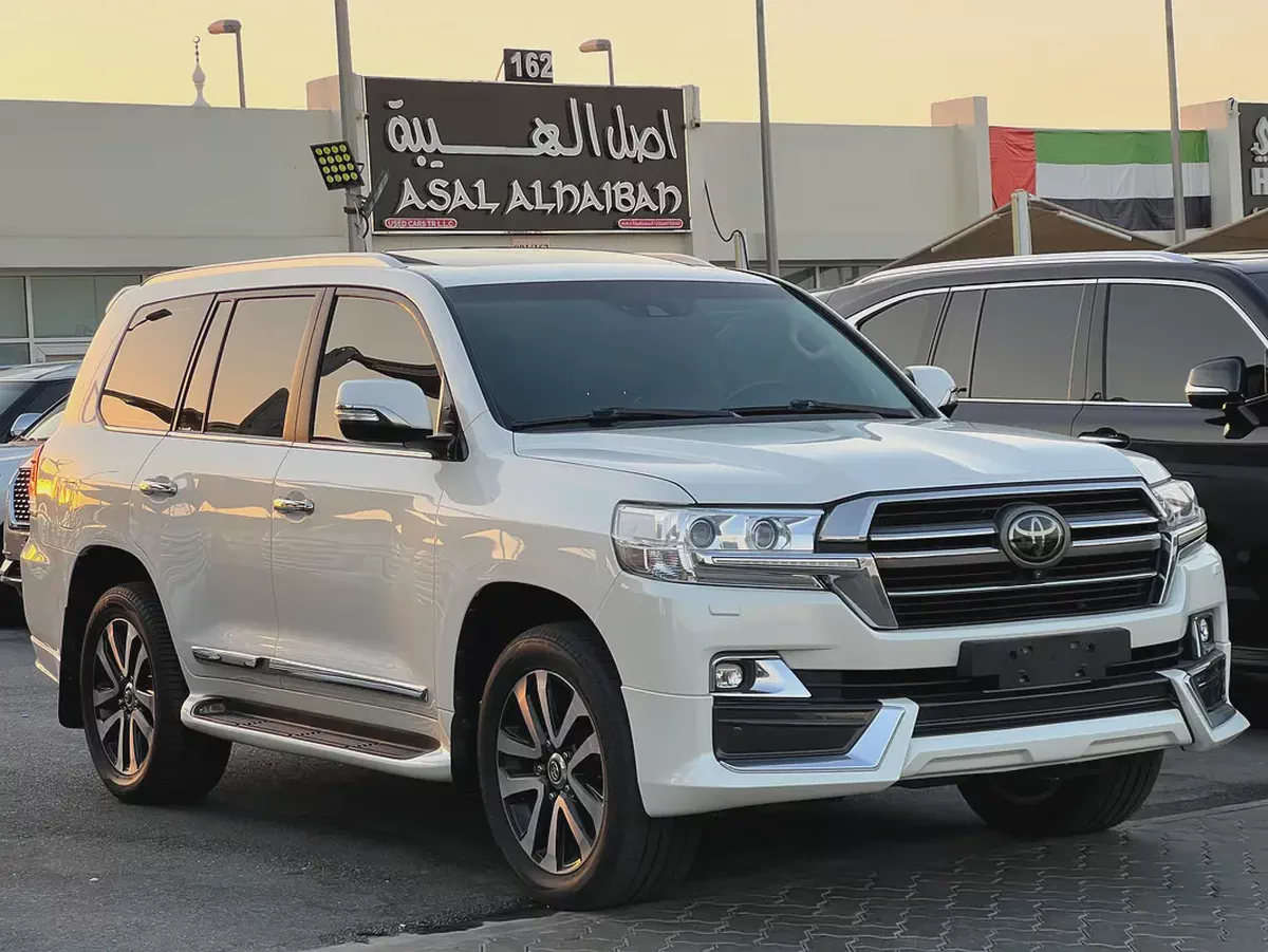 تويوتا لاند كروزر VX.R V8 5.7L موديل 2019 خليجى فل اوبشن-3-3