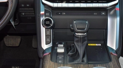 Toyota Land Cruiser land cruiser vxr diesel 3.3L MY2024-3