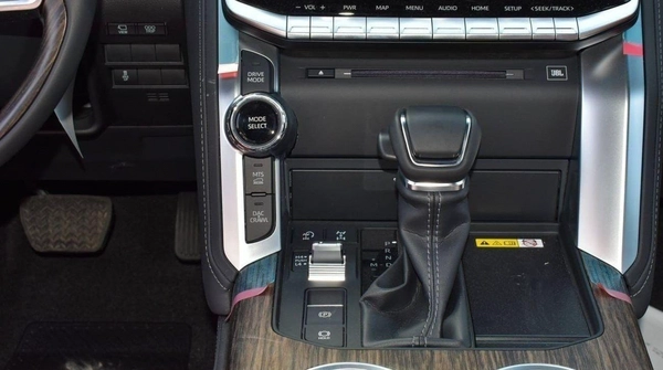 Toyota Land Cruiser land cruiser vxr diesel 3.3L MY2024