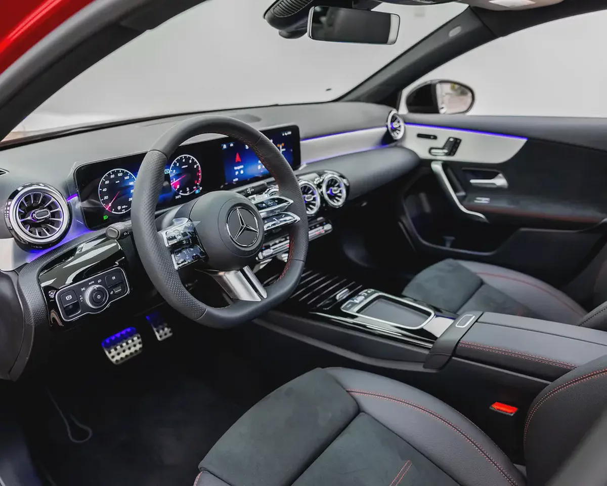 MERCEDEE A200 - AMG KIT - 2025 - BRAND NEW - UNDER WARRANTY-7-7