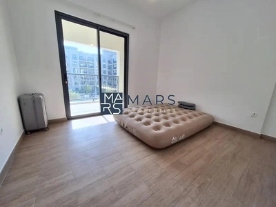 Free Kitchen Apliances/1bhk Apartment,Pool View-3