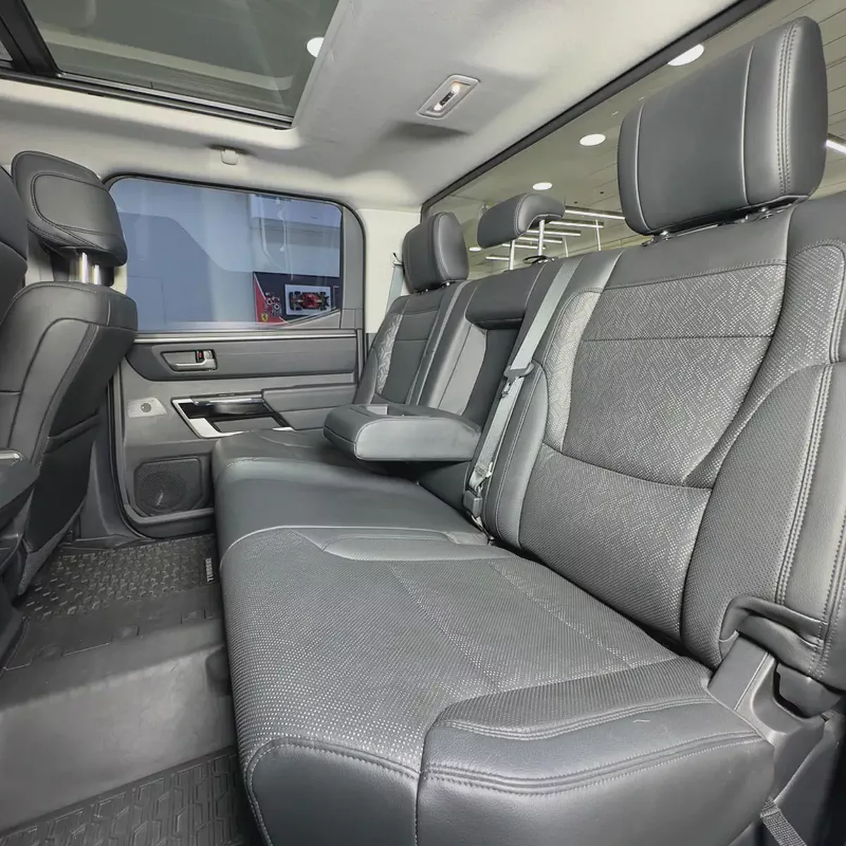 2023 Toyota Tundra Limited-10-10