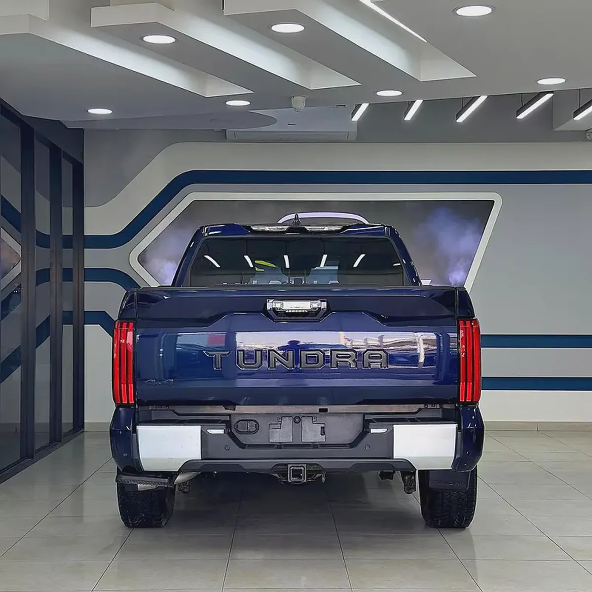 2023 Toyota Tundra Limited-4-4