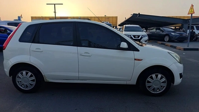 Ford Figo Titanium 2012 - GCC Specs - Well Maintained-7