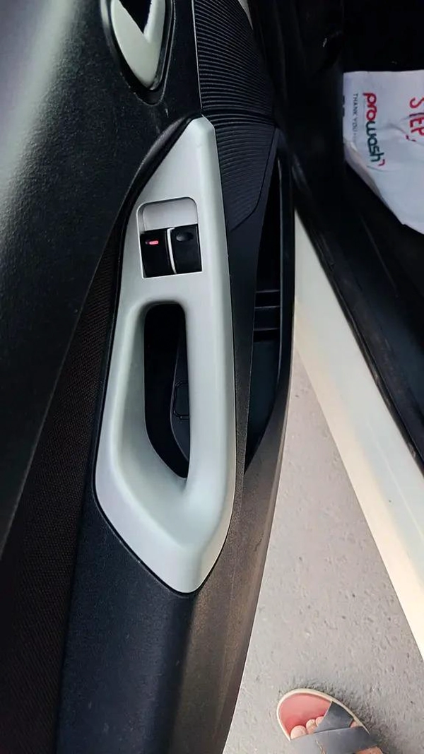 Ford Figo Titanium 2012 - GCC Specs - Well Maintained
