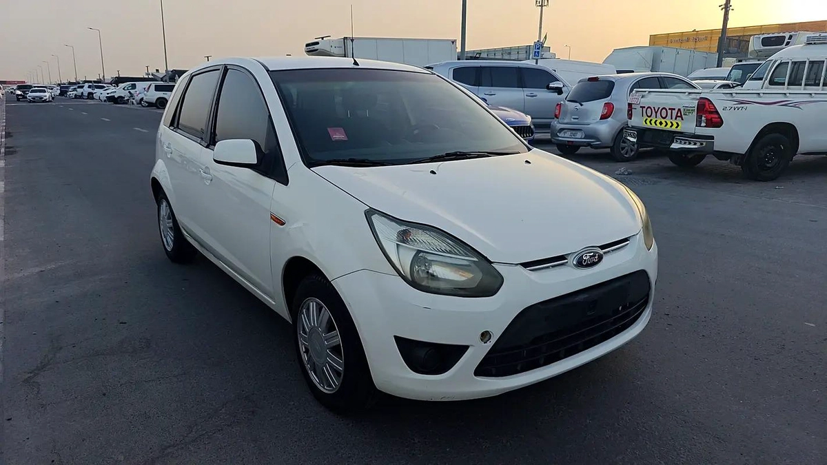 Ford Figo Titanium 2012 - GCC Specs - Well Maintained-13-13