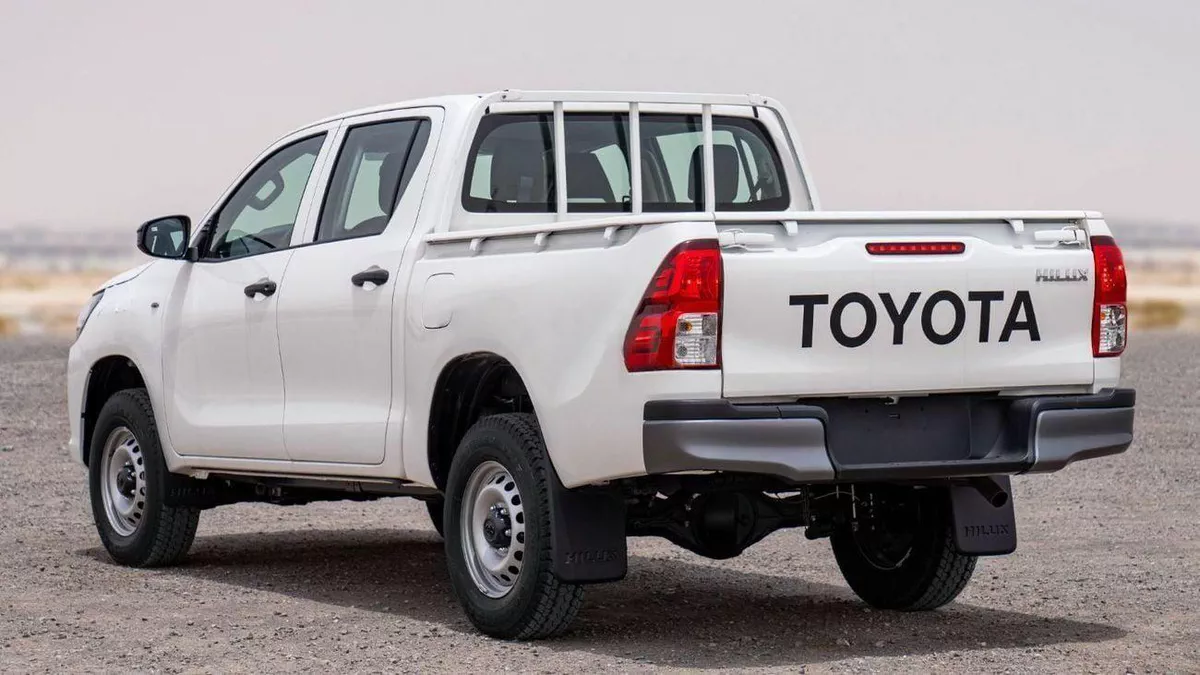 Toyota Hilux GL BAISEC OPTION DIESEL 2.4-5-0