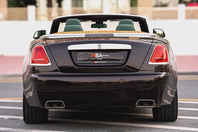 2017 Rolls-Royce Dawn - GCC Specs - Low Mileage - Full service record-7