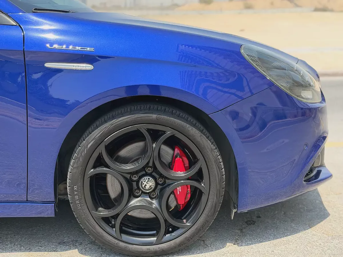 2019 Alfa Romeo Giulietta Veloce | GCC Specs-3-3