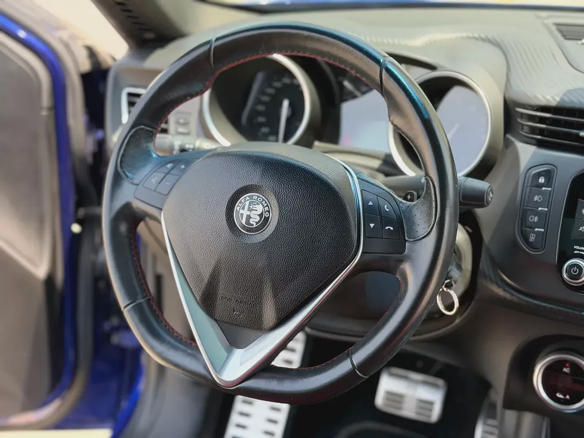 2019 Alfa Romeo Giulietta Veloce | GCC Specs-5-5