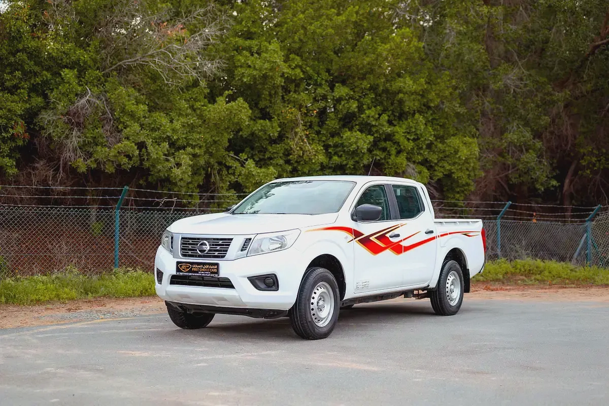 Navara | Double Cabin SE 4X2 | Manual | GCC Specs | Ref#N73209