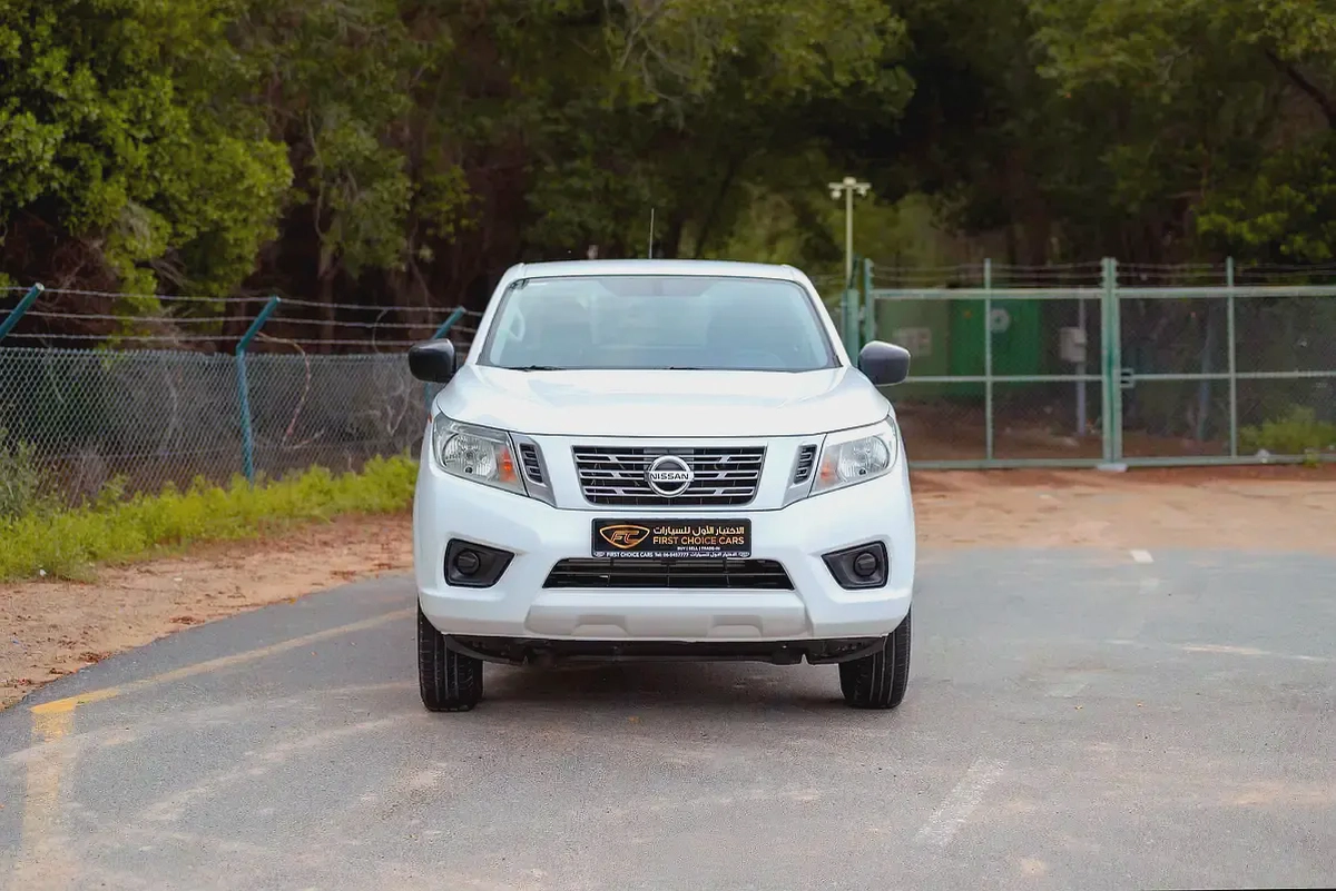 Navara | Double Cabin SE 4X2 | Manual | GCC Specs | Ref#N73209-4-4