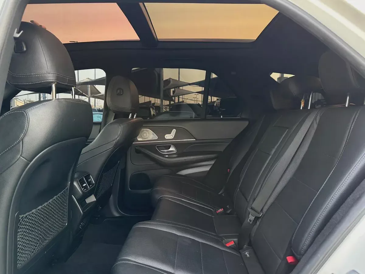 Benz GLE 350 (7 seats ) full options NO1-9-9